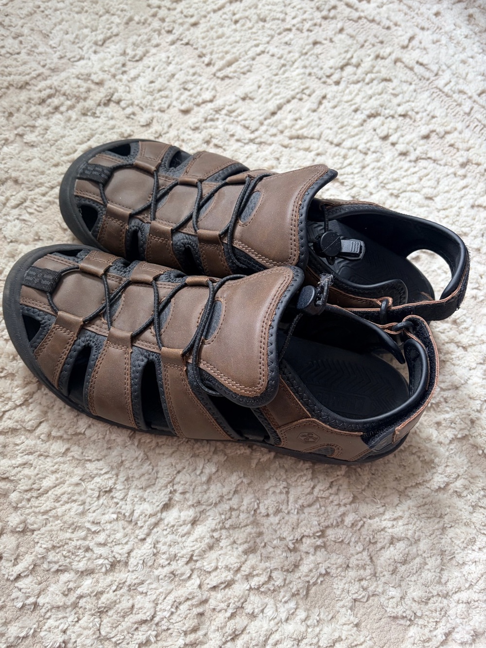 Khombu Brown & Black Travis Hiking Men's Fisherman Sandals w Toggle Lacing 11M - Picture 1 of 12